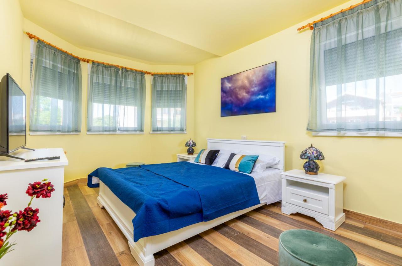 Apartmani Monte プーラ エクステリア 写真