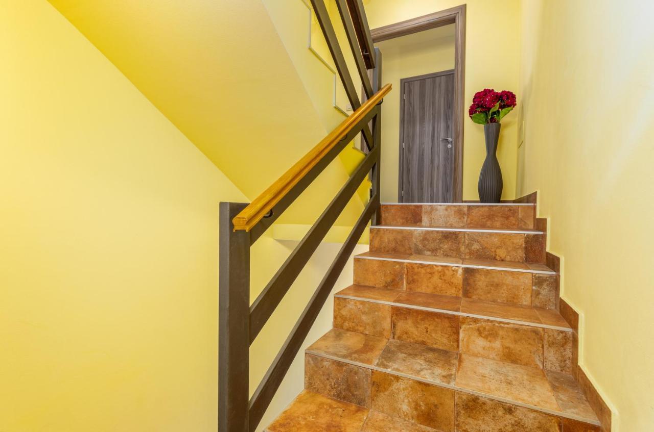 Apartmani Monte プーラ エクステリア 写真