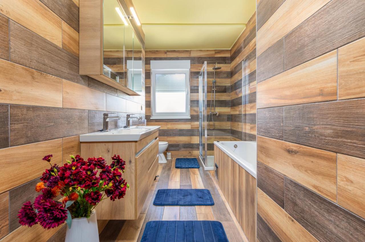 Apartmani Monte プーラ エクステリア 写真