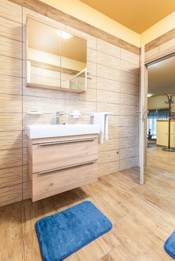 Apartmani Monte プーラ エクステリア 写真