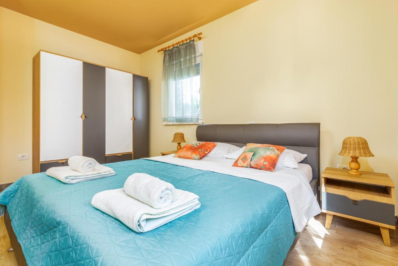 Apartmani Monte プーラ エクステリア 写真